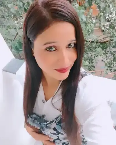 Call Girls in Model Town